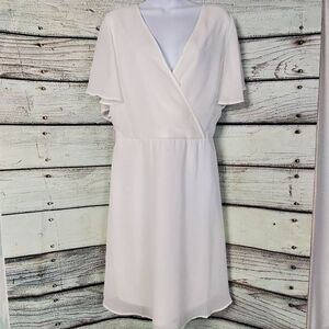 White Flutter Sleeve Midi Dress Women’s Size Unknown V-Neck Lined Elastic Waist